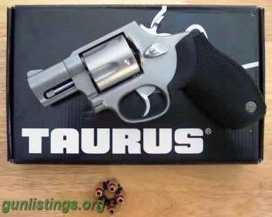 Pistols NEAR NEW Taurus M405 .40S&W Revolver