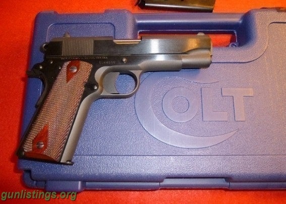 Pistols NIB Colt Commander 45ACP