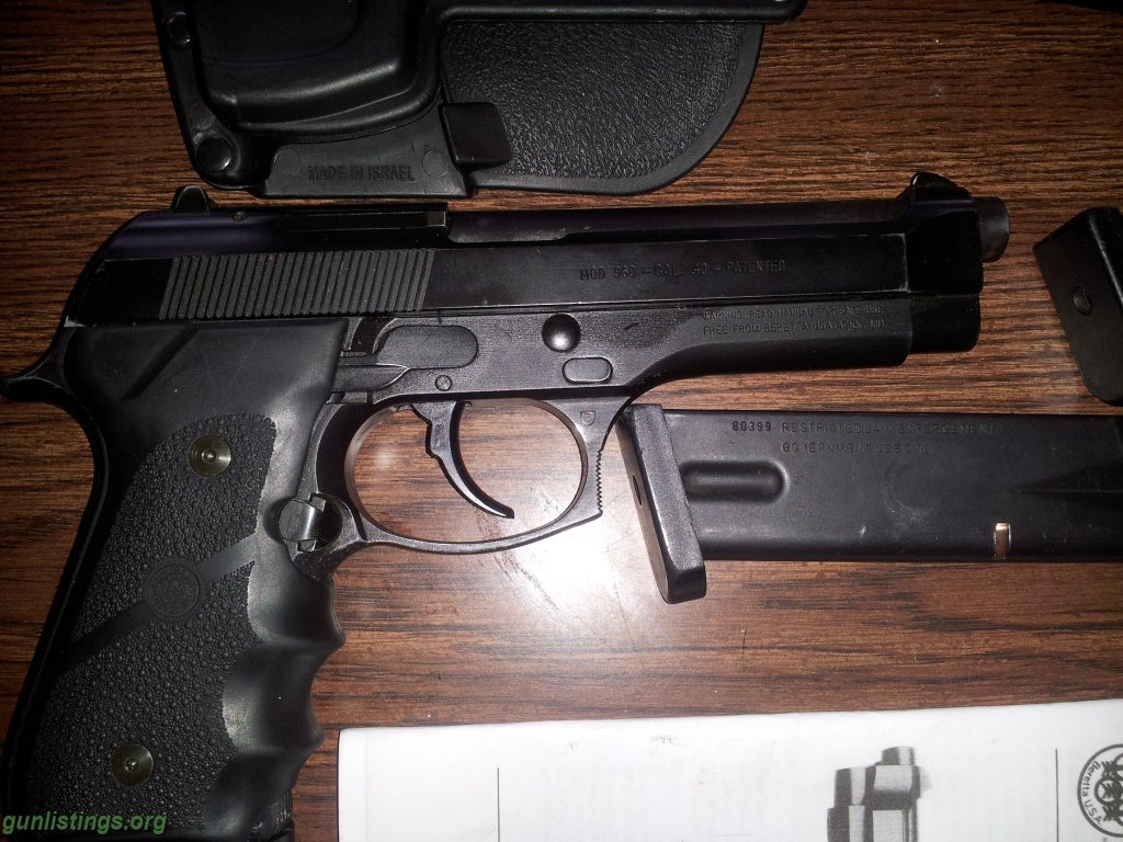 Pistols PA State Police Issue Beretta 96