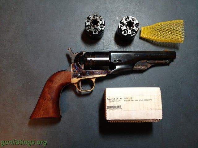 Pistols Pietta Revolver 3 Cylinders(45lc)