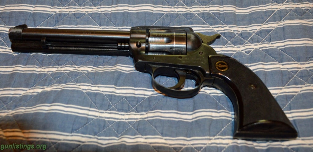 Pistols Rohm .22 LR Eight-shot Revolver