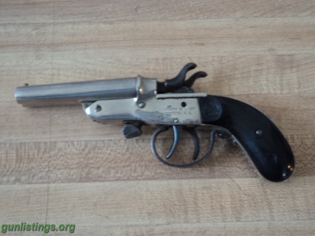 Pistols Rossi Double Barrel Derringer 22 Cal.