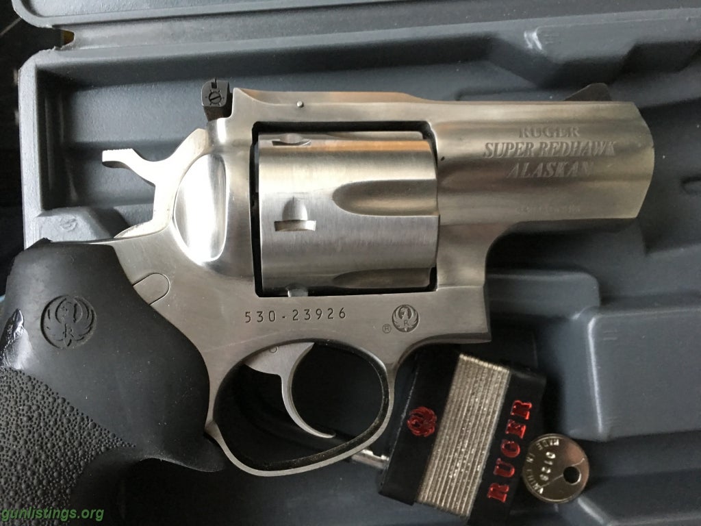 Pistols Ruger .44 Magnum Super Redhawk Alaskan