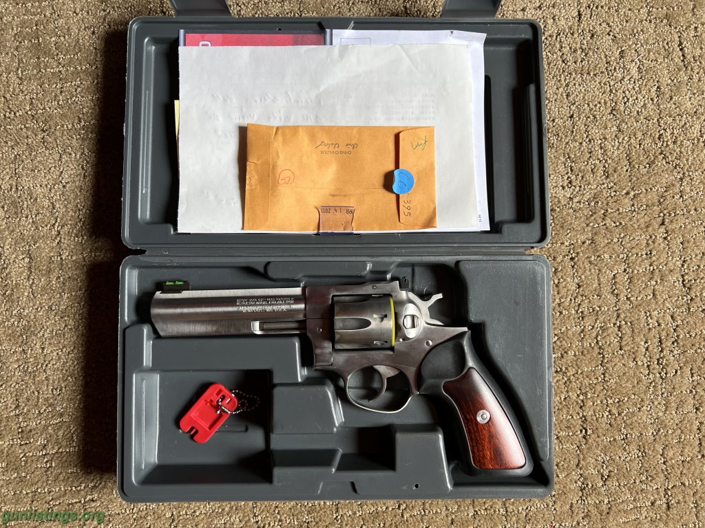 Pistols Ruger GP 100