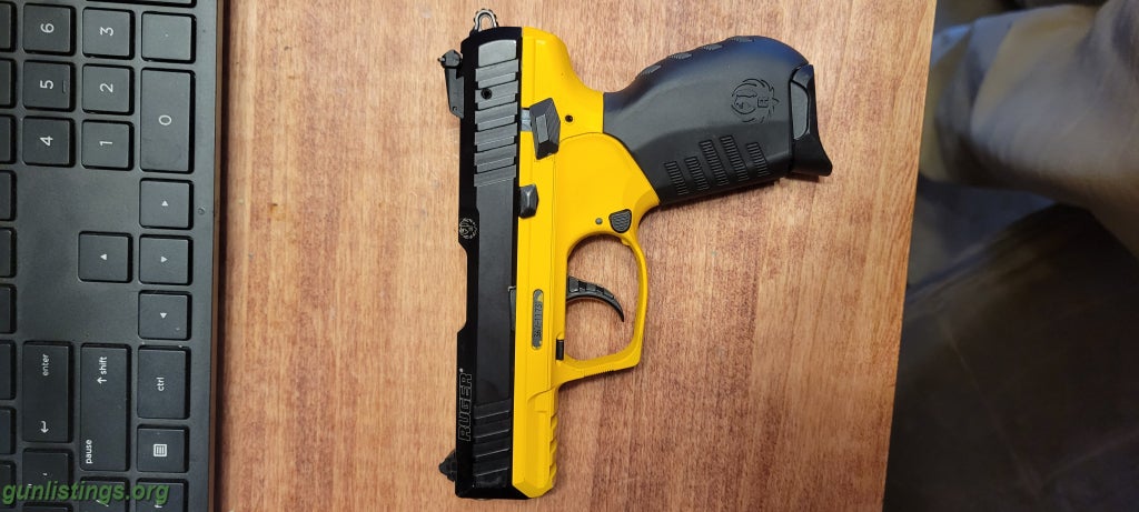 Pistols Ruger SR22 3.5 Inch Yellow/black