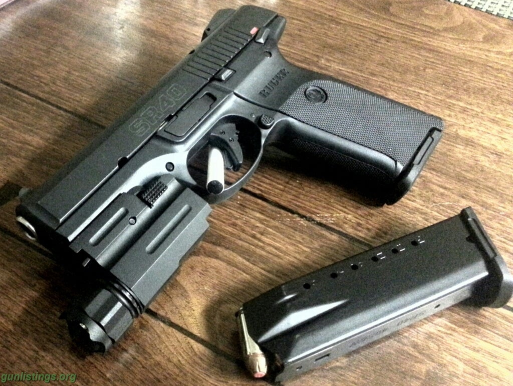 Pistols Ruger SR40