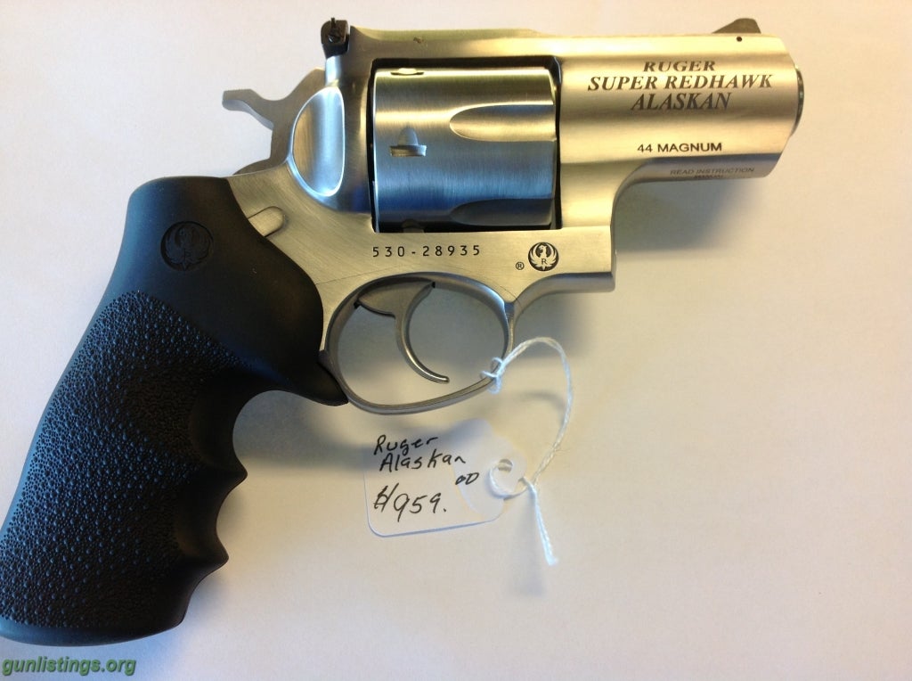 Pistols Ruger Super Redhawk Alaskan .44 Mag