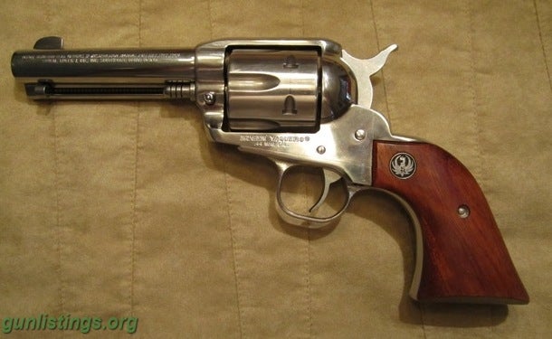 Pistols Ruger Vaquero 44 Mag