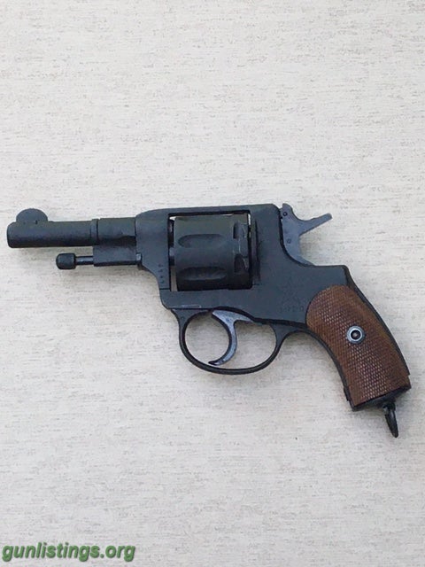 Pistols Russian Nagant Revolver - Nkvd Commander