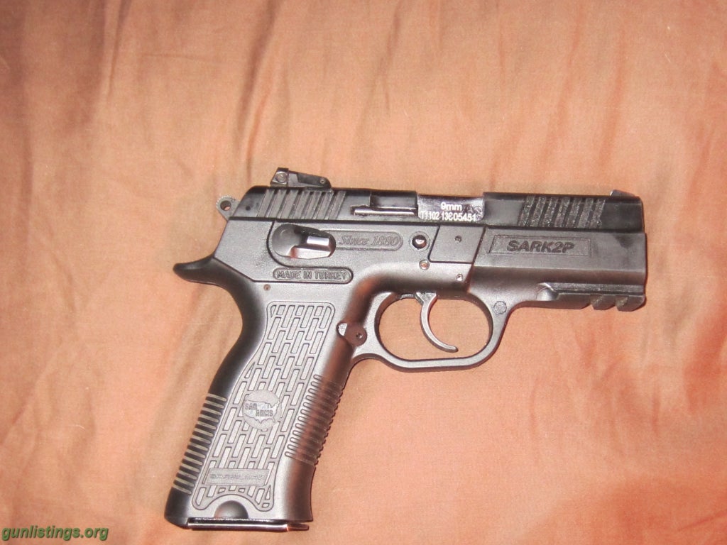 Pistols SAR 9MM