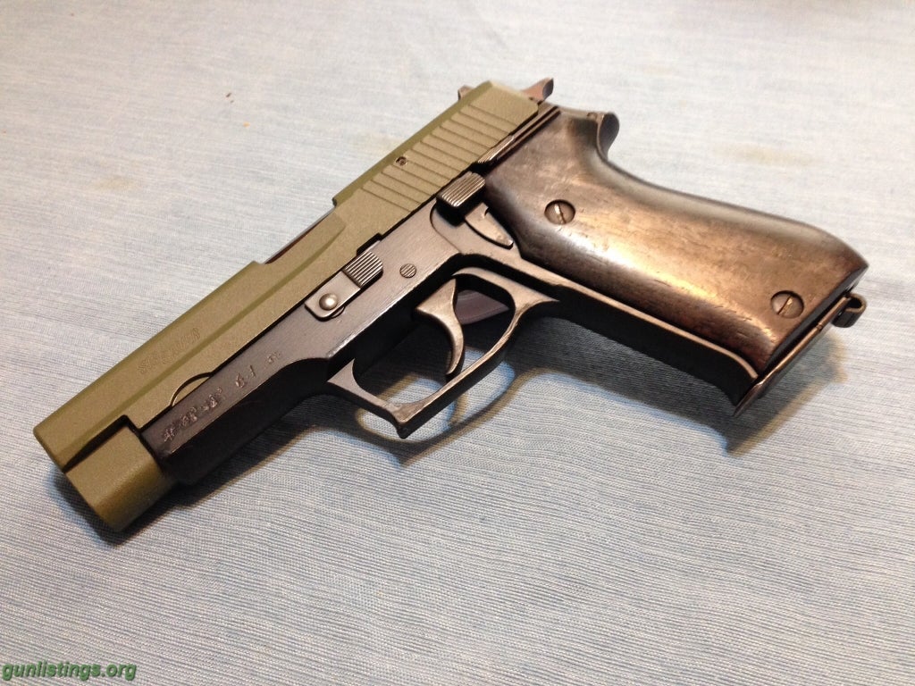 Pistols Sig 220