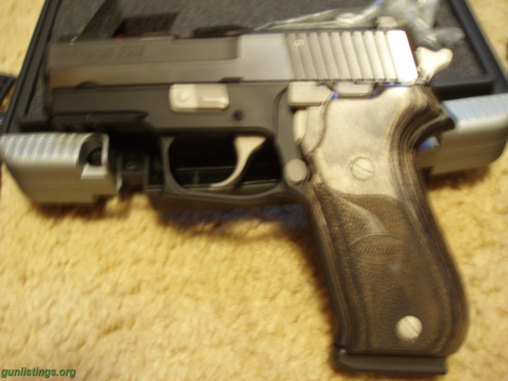 Pistols Sig 220 Equinox .45 Cal