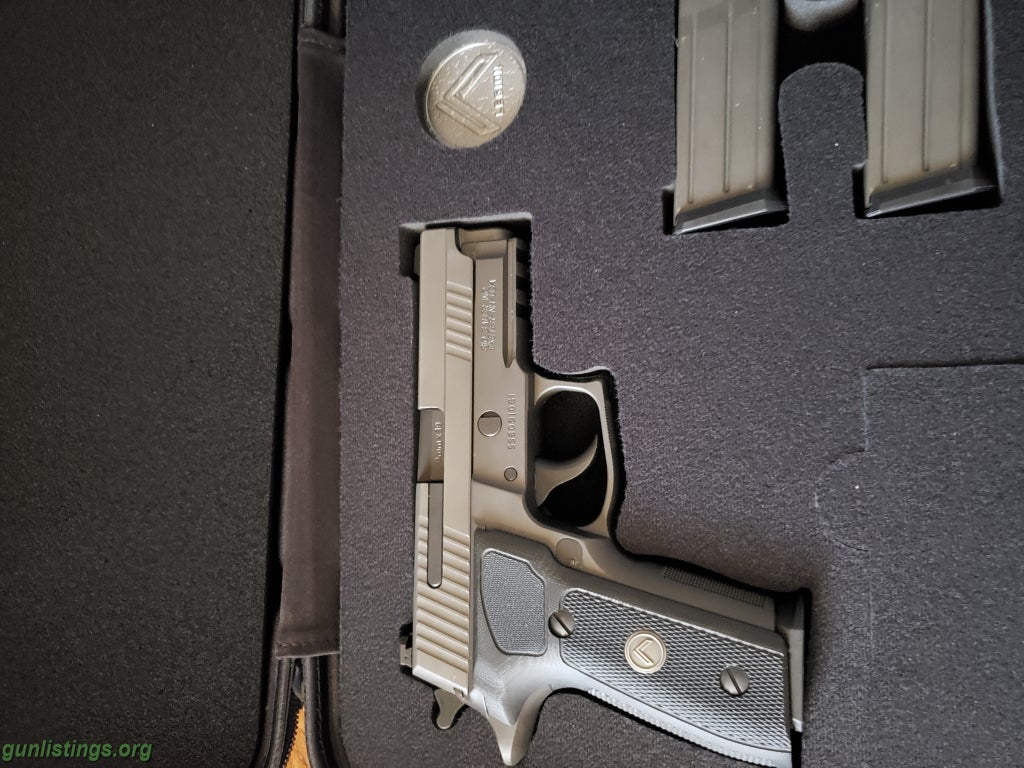 Pistols Sig 229 Legion