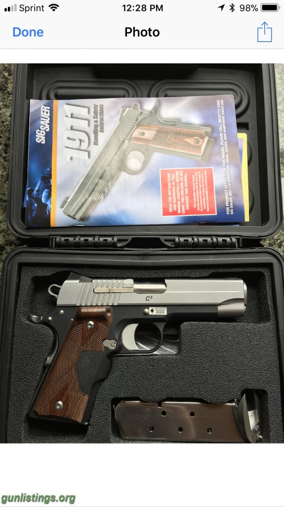 Pistols Sig C3 .45 / With Lazer Grips