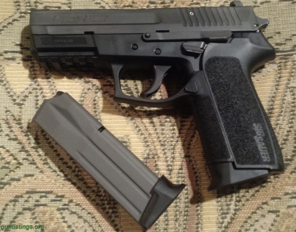 Pistols Sig P2022