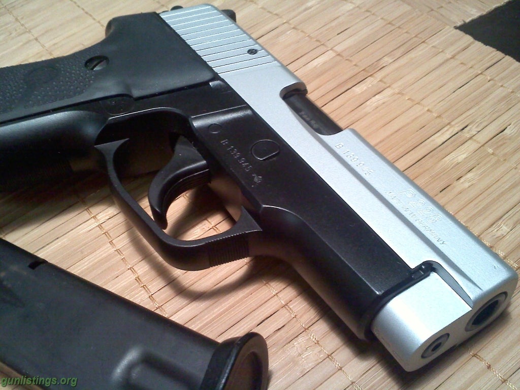 Pistols Sig P228