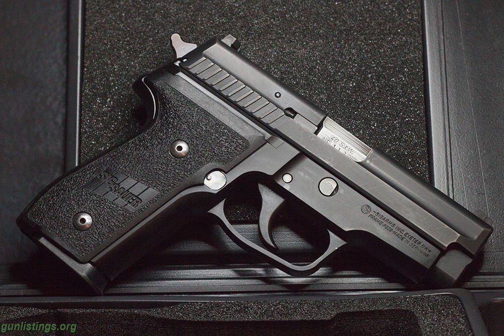 Pistols Sig P229 .40 Cal