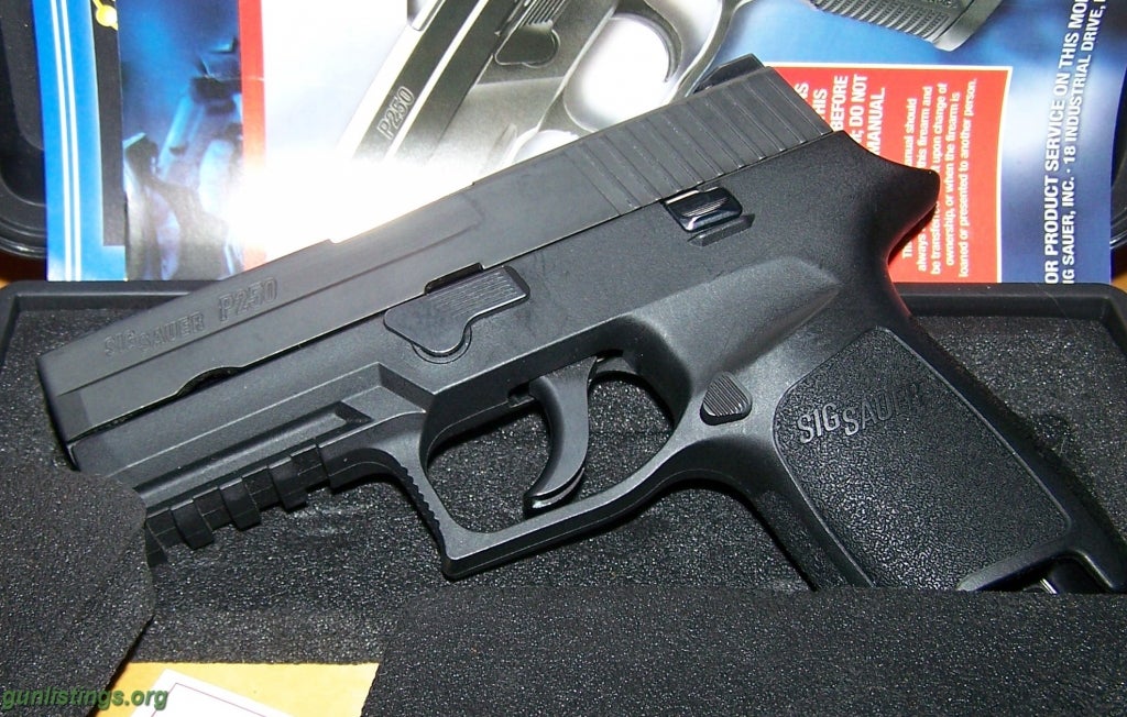 Pistols Sig P250