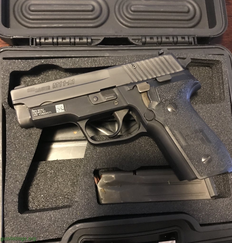 Pistols Sig Sauer M11-a1