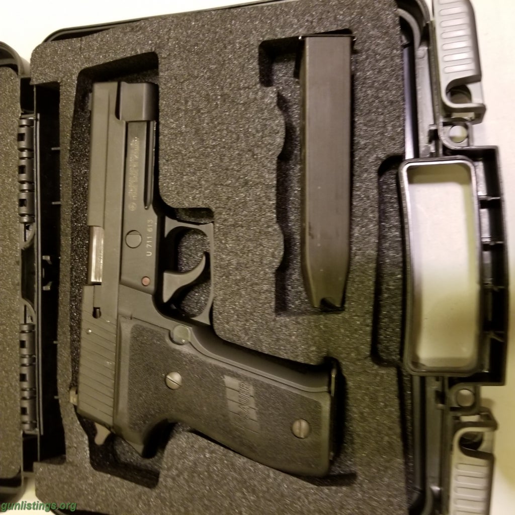 Gunlistings.org - Pistols Sig Sauer P226 .40 Cal