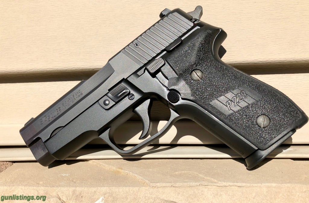 Pistols Sig Sauer P228 9mm FS/T