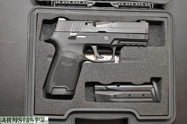 Pistols Sig Sauer P250