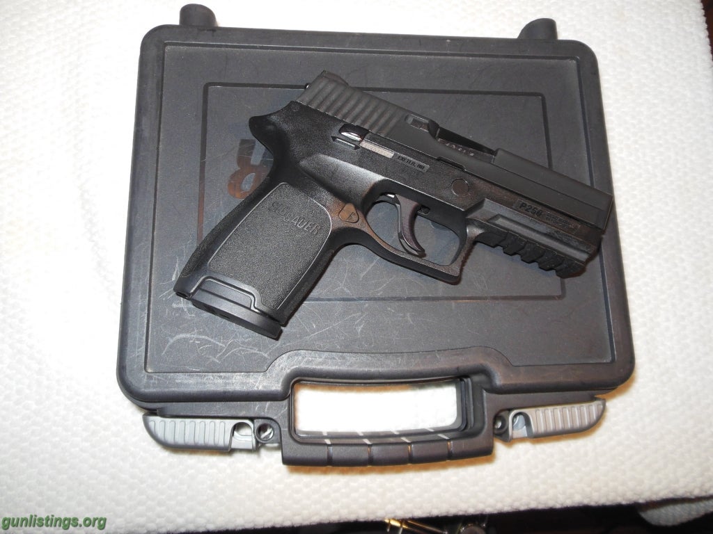 Pistols Sig Sauer P250 Compact - .40 S&W - Fine