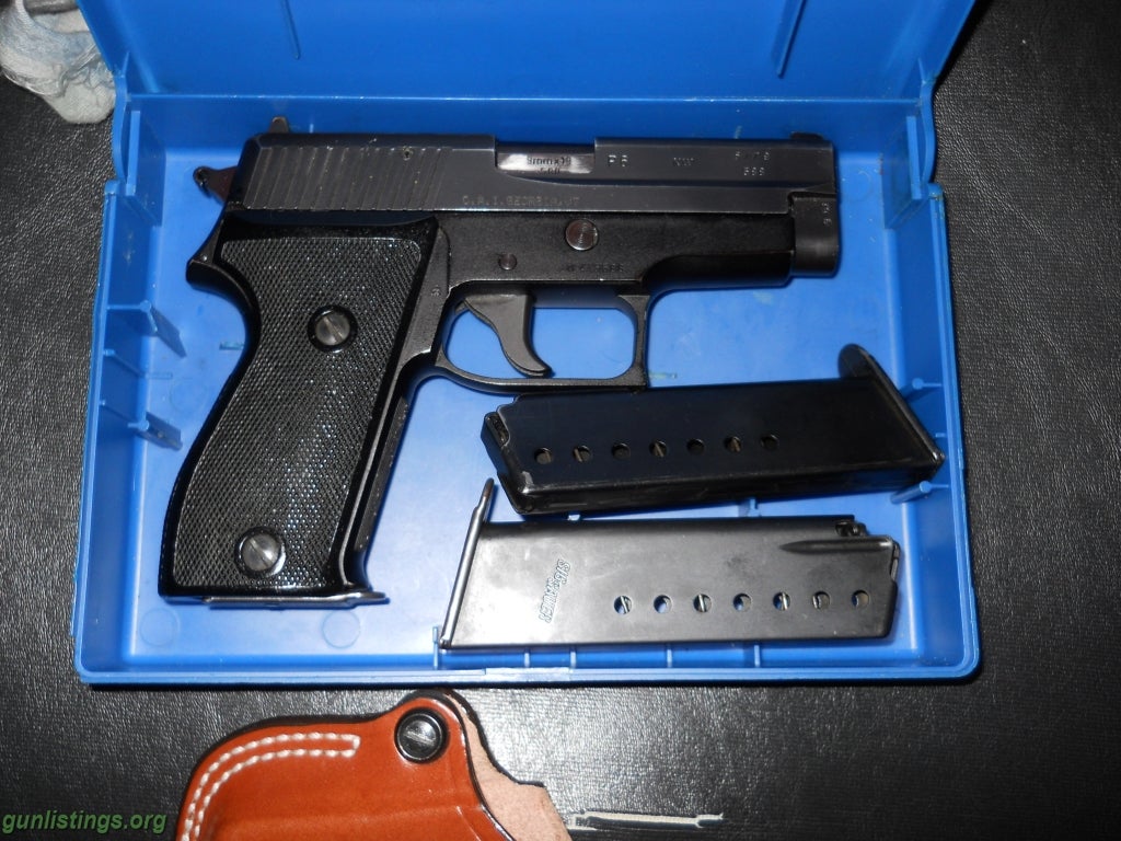 Pistols SIG SAUER P6 9MM 3MAGS IN BOX AND HOLSTER