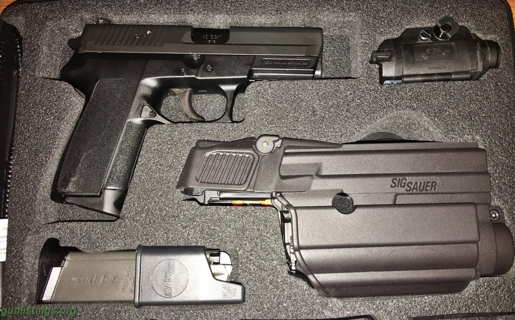 Pistols Sig Sauer SP2022 40 S&W