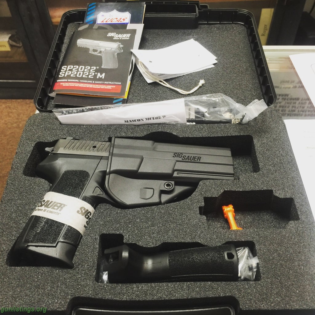 Pistols Sig Sauer Sp2022 40S&W