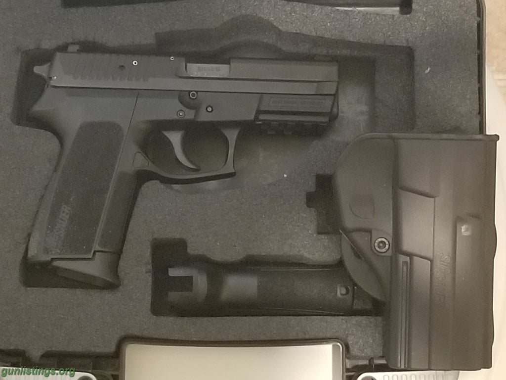 Pistols Sig Sauer SP 2022S