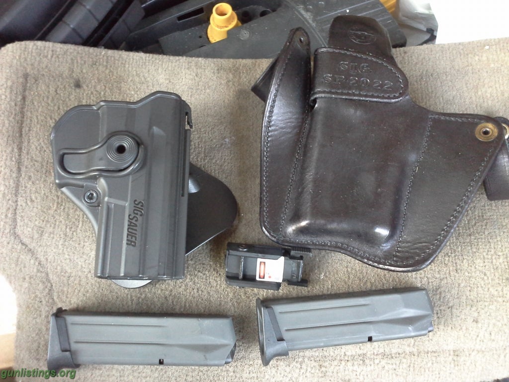 Pistols SIG SP 2022 And Extras