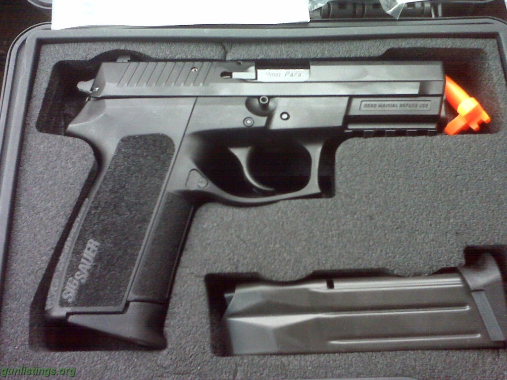 Pistols Sig SP2022 9mm Unfired With Extras