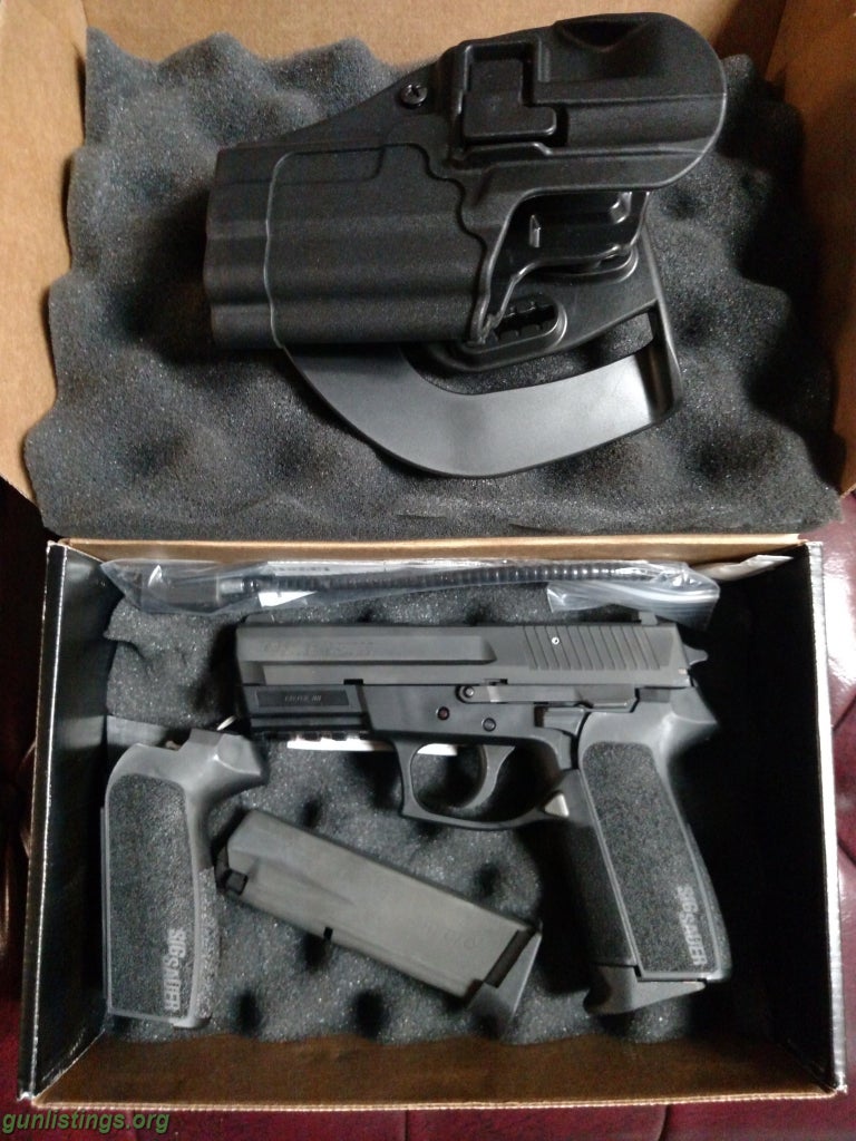 Pistols Sig SP2022 Nitron