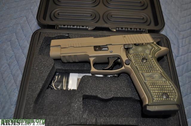 Gunlistings.org - Pistols SigP220 Scorpian Elite