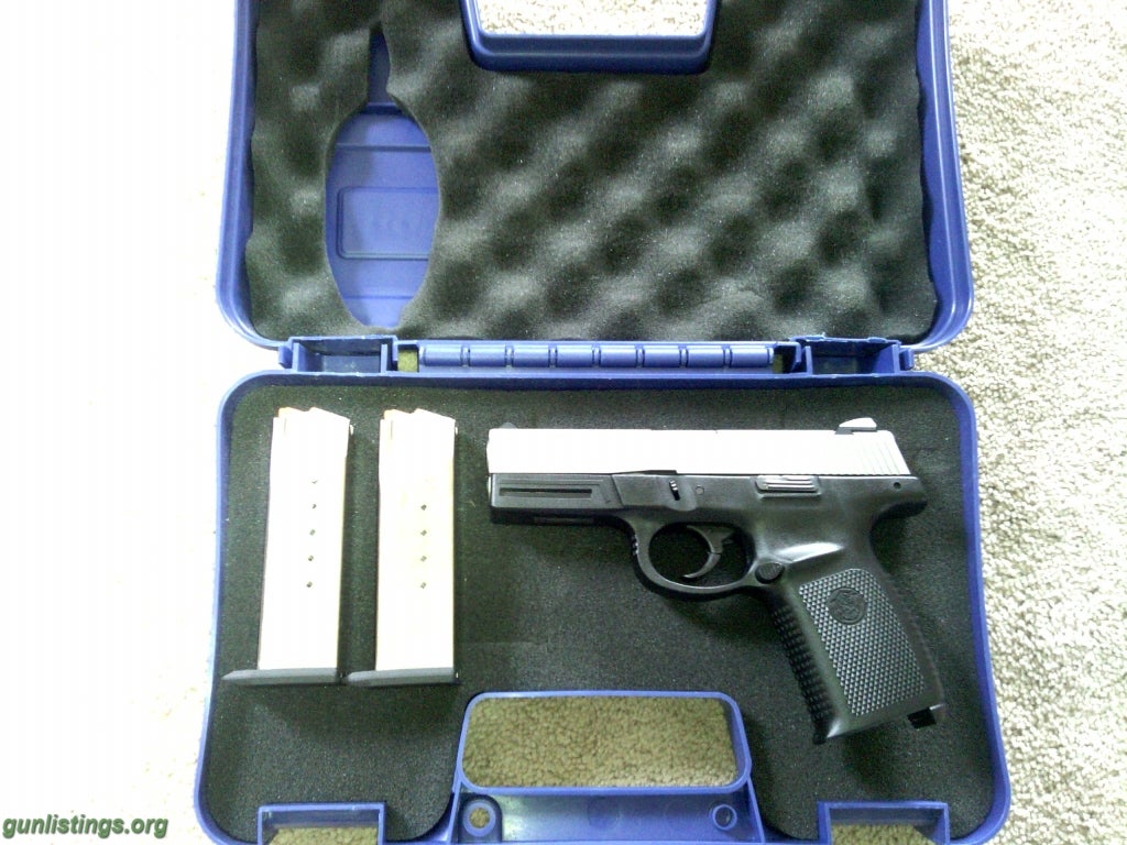 Pistols Smith & Wesson 40 Cal