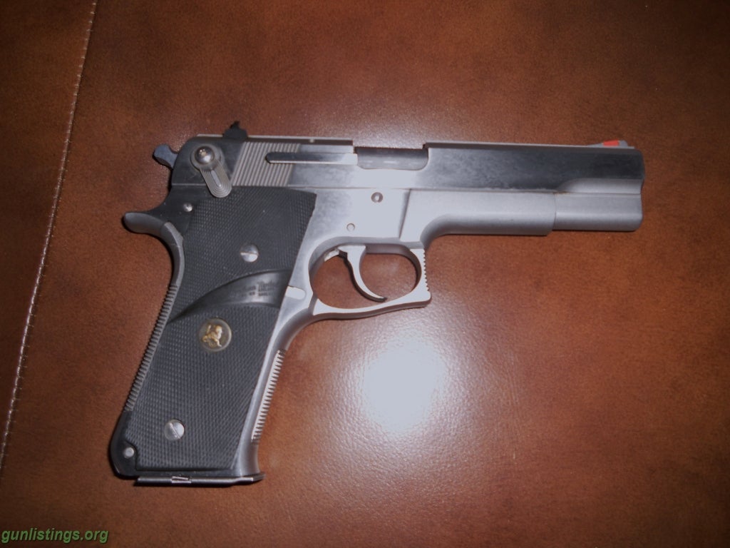 Pistols Smith & Wesson 45