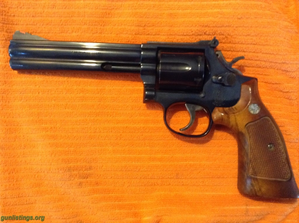 Pistols Smith & Wesson 586 6