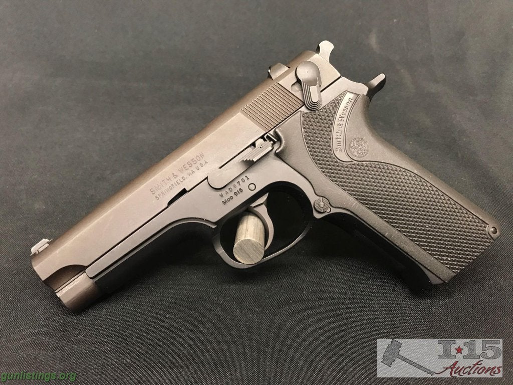 Pistols Smith & Wesson Model 915 9mm