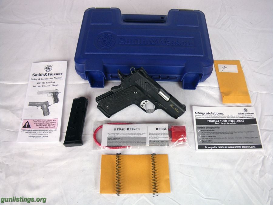 Pistols Smith & Wesson Pro Series 1911 Subcompact 45ACP 3