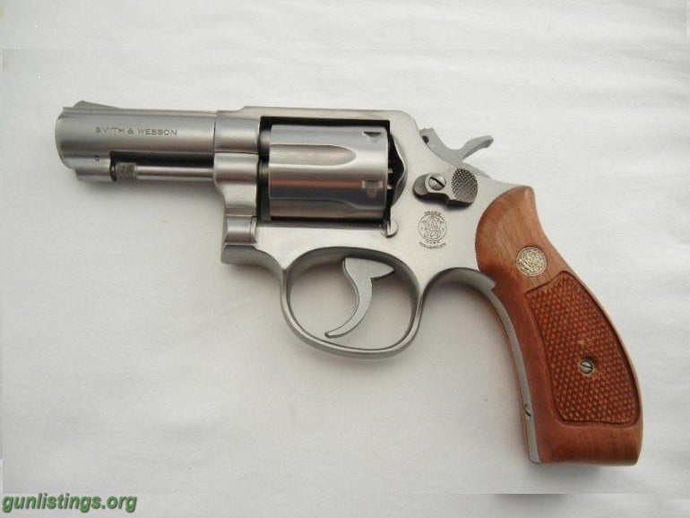 Pistols Smith & Wesson Revolver