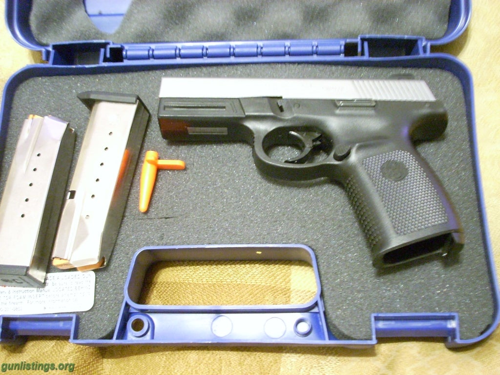 Pistols Smith & Wesson Sigma Sw40ve 9mm