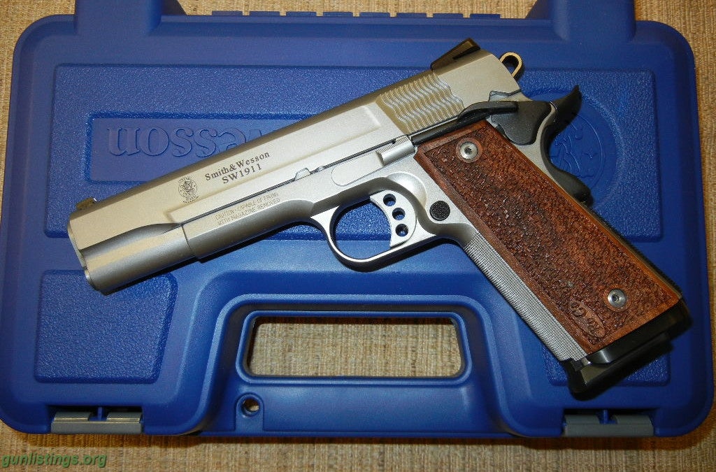 Pistols Smith & Wesson SW1911 Pro 10+1 9mm 5