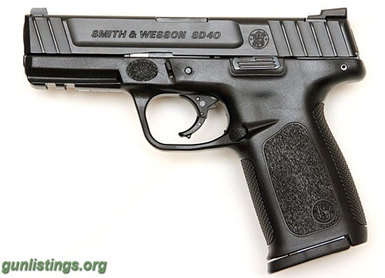 Pistols Smith And Wesson 40