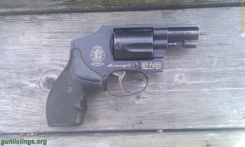 Pistols Smith And Wesson 442 Airweight .38 Special