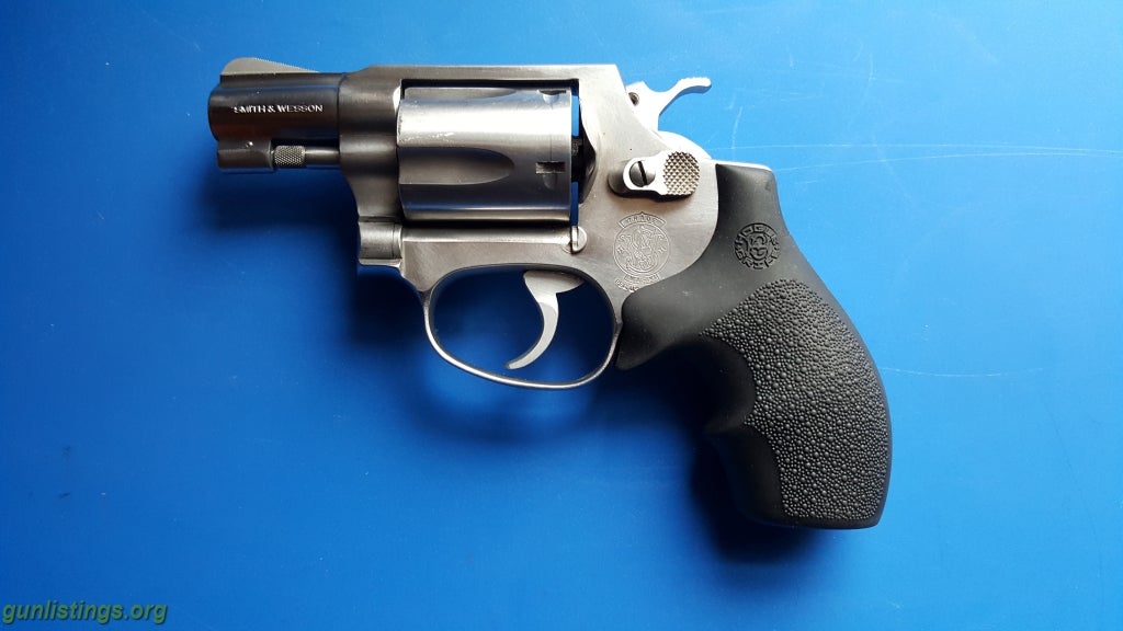 Pistols Smith And Wesson 60-0