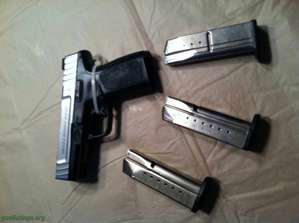 Pistols Smith And Wesson 9VE 9mm