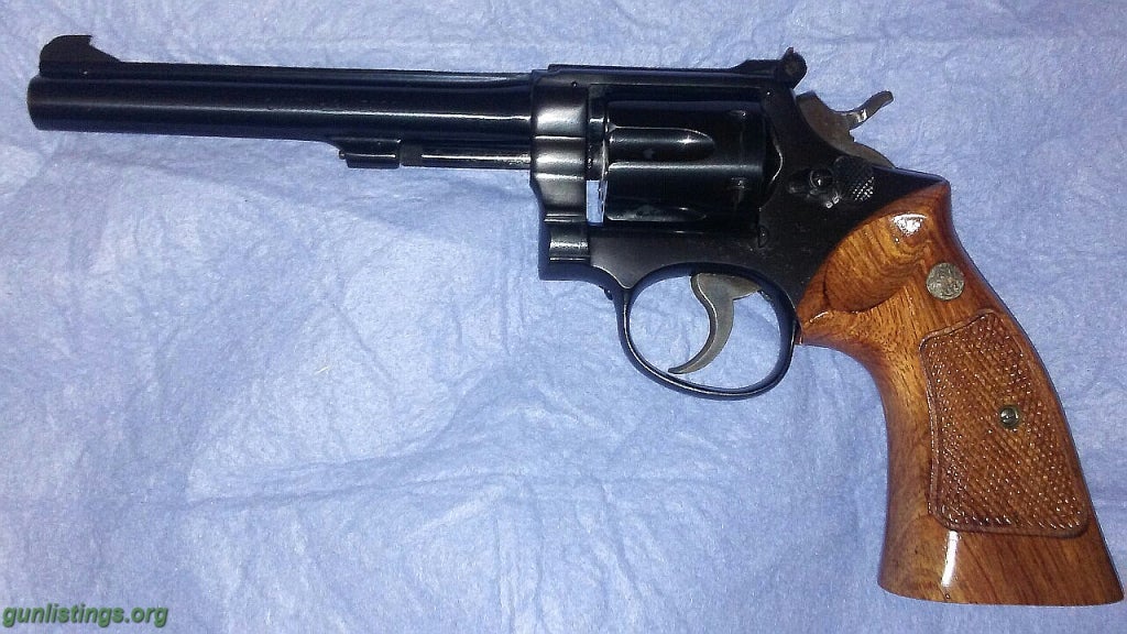 Pistols Smith And Wesson K-22