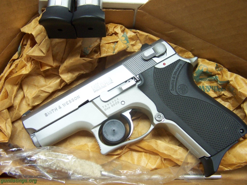 Pistols Smith And Wesson Mod 6906 Compact 9 Mm