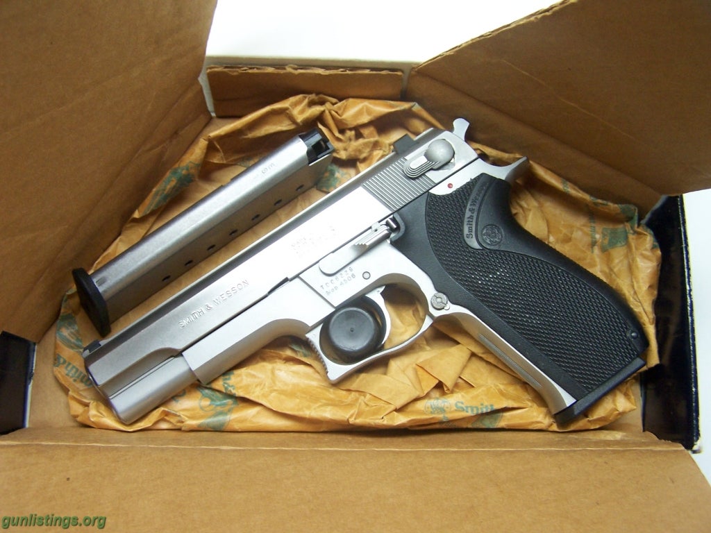 Pistols Smith And Wesson Model 4506 In 45 ACP